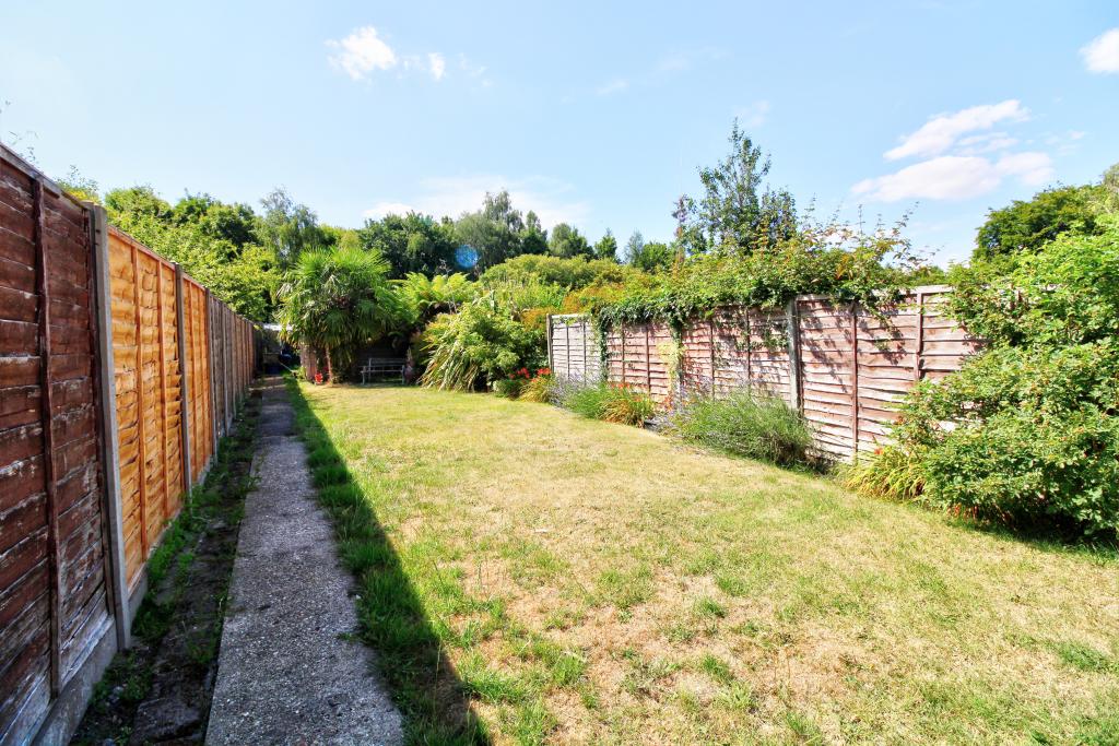 3 bedroom semidetached house for sale in Bournemouth Road, Chandlers Ford, SO53