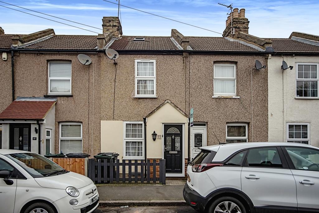 3 bedroom terraced house for sale in Waldeck Road, Dartford, DA1