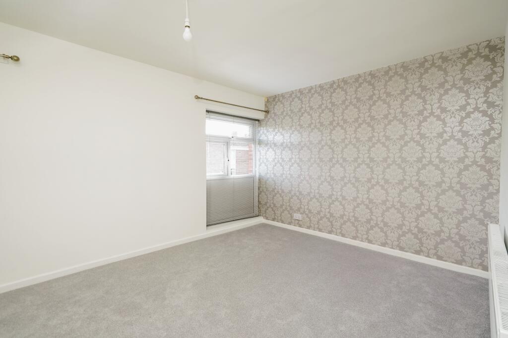 5 bedroom terraced house for sale in Harefields, Oxford, OX2