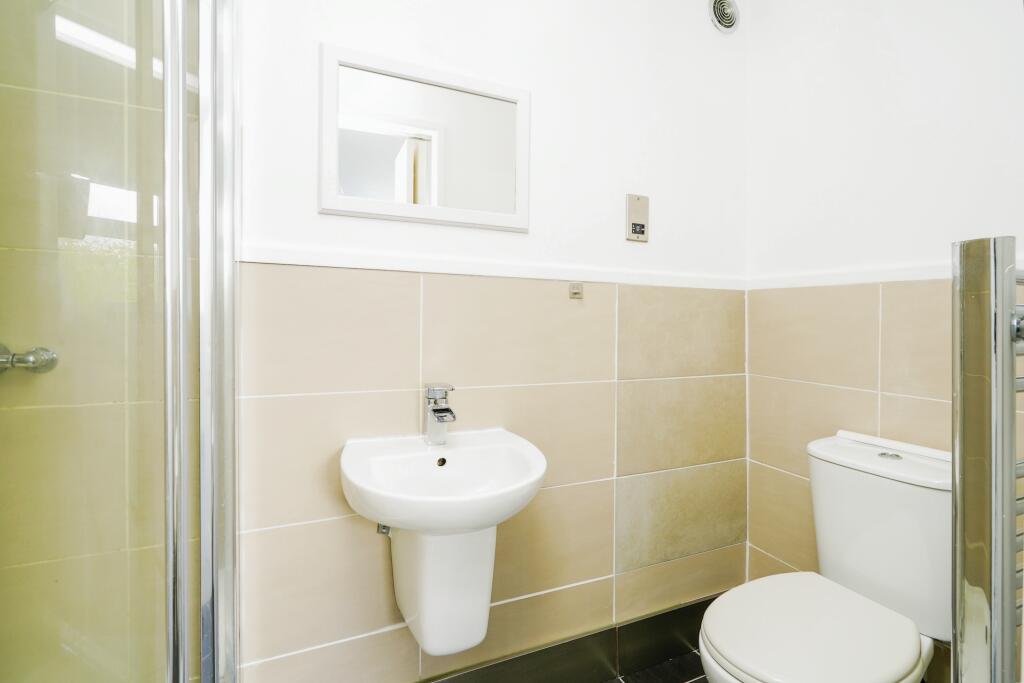 5 bedroom terraced house for sale in Harefields, Oxford, OX2