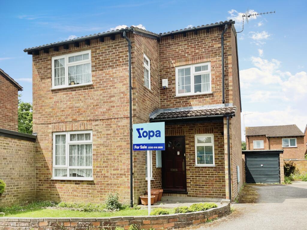 4 bedroom detached house for sale in Hunter Close, Abingdon, OX14