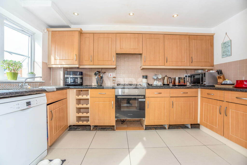 Additional property image - Anvil Terrace, Dartford, DA2