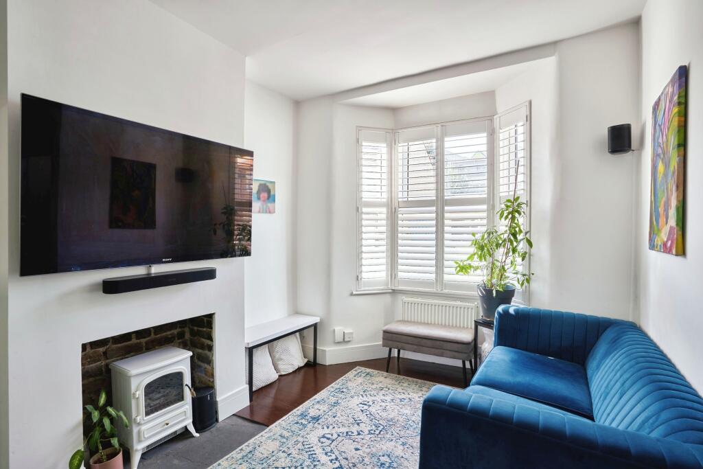 3 bedroom terraced house for sale in Aldworth Road, London, E15