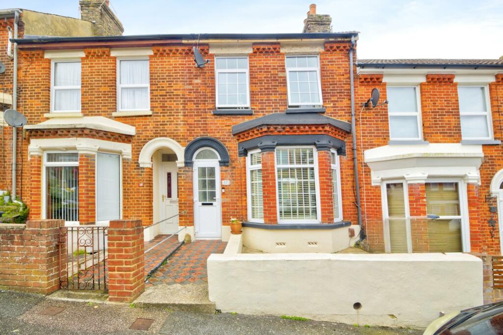 2 bedroom terraced house for sale in Malmains Road, Dover, CT17
