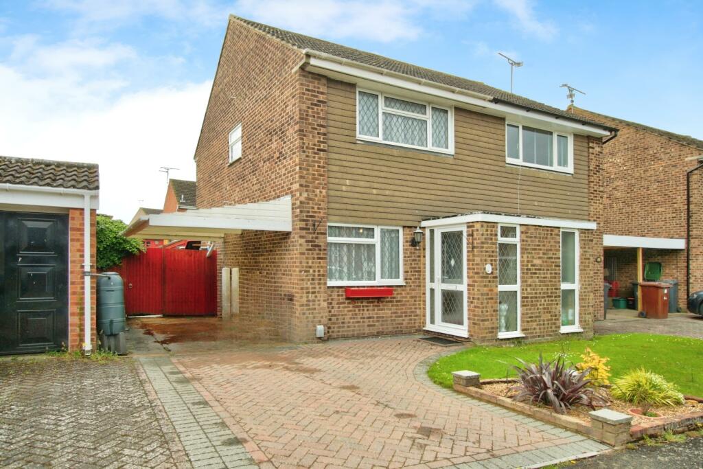 2 bedroom semidetached house for sale in Freelands Road, Snodland, ME6