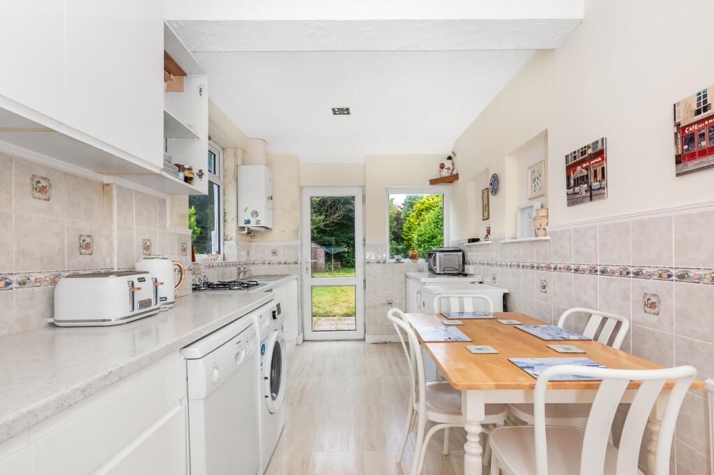 Additional property image - Fryston Avenue, Coulsdon, CR5