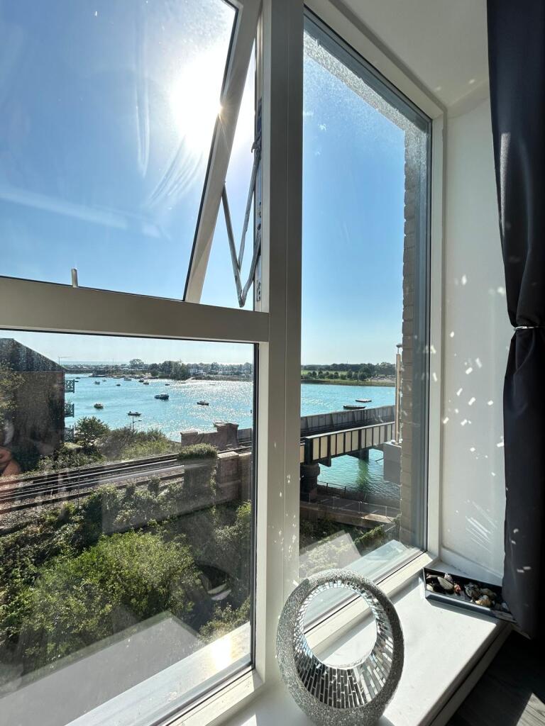 Additional property image - Salt Marsh Road, Shoreham-by-sea, BN43