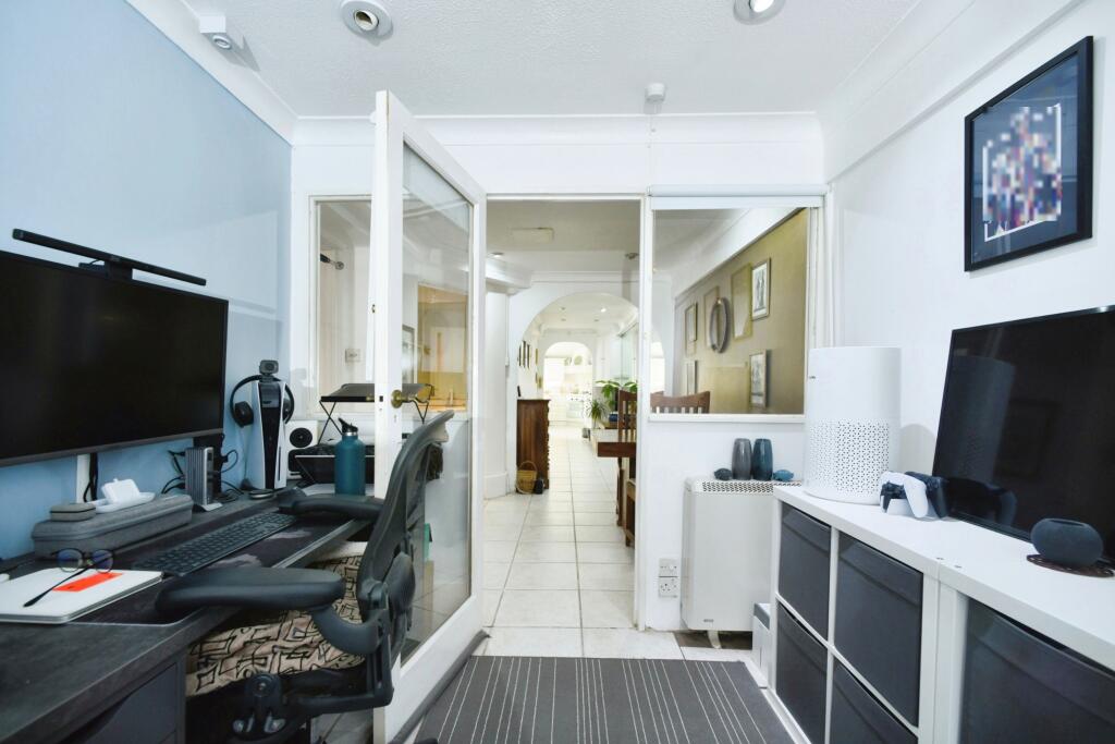 Additional property image - Sussex Square, Brighton, BN2