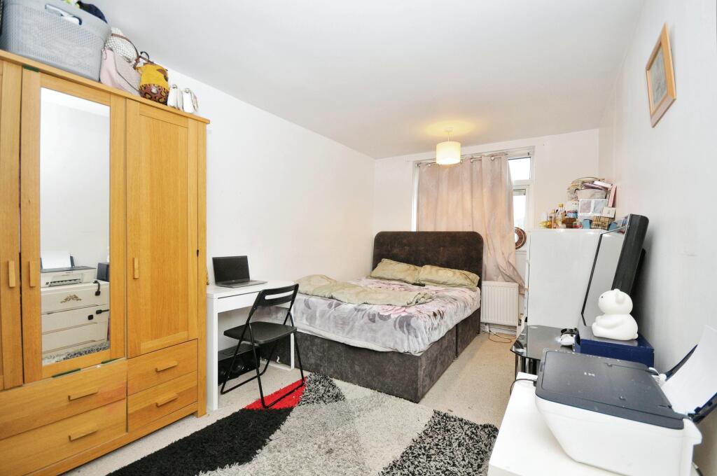 Additional property image - Selwyn Place, Orpington, BR5