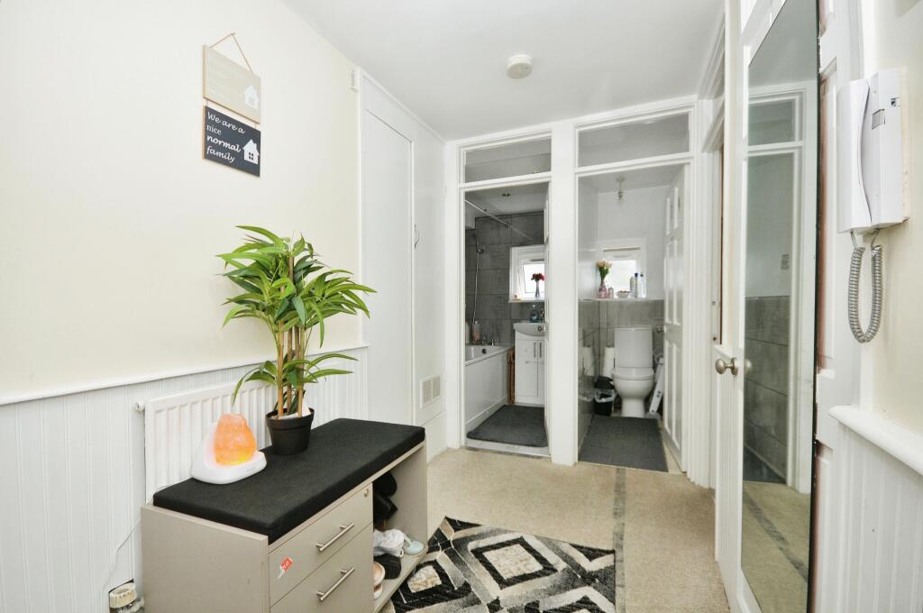 Additional property image - Selwyn Place, Orpington, BR5