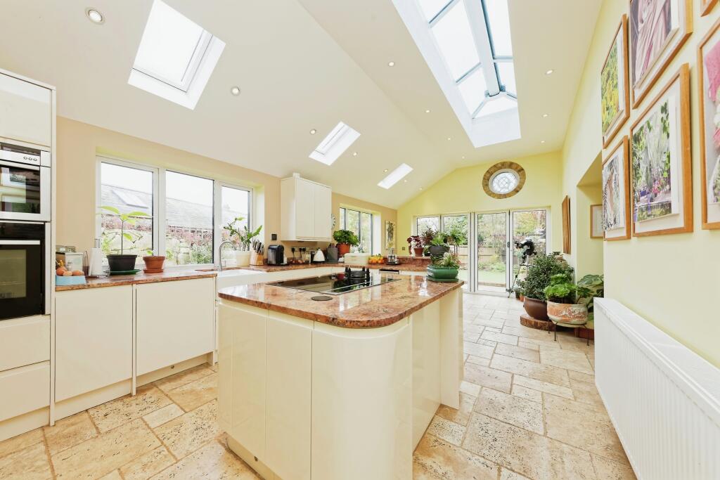 Additional property image - Dent-de-lion Court, Margate, CT9