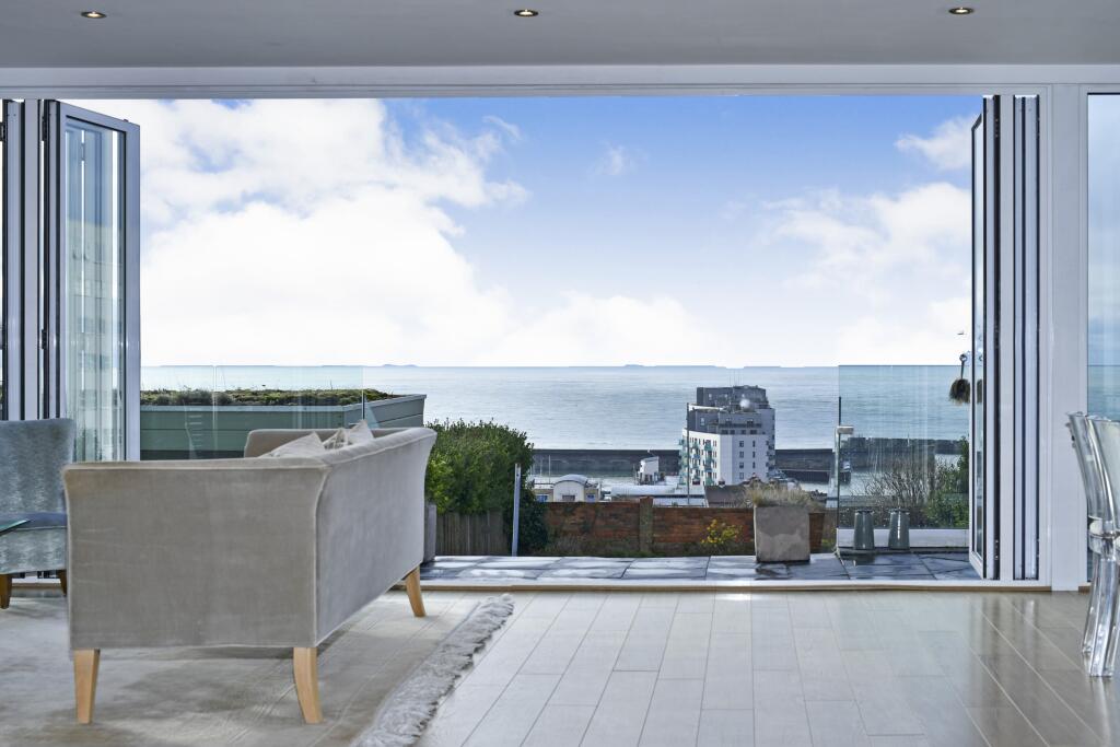 Additional property image - The Cliff, Brighton, BN2