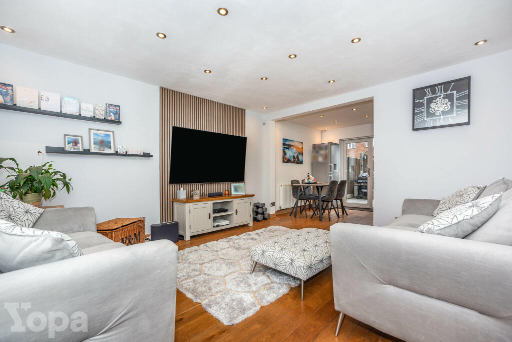 Additional property image - High Street, Greenhithe, DA9