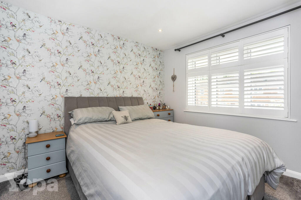 Additional property image - High Street, Greenhithe, DA9