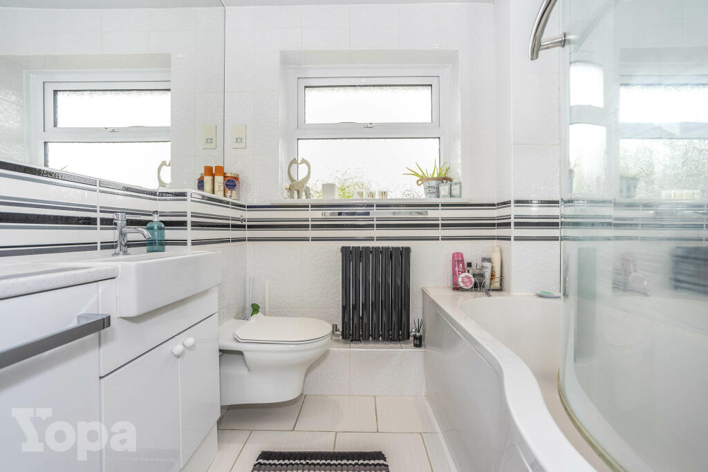 Additional property image - High Street, Greenhithe, DA9