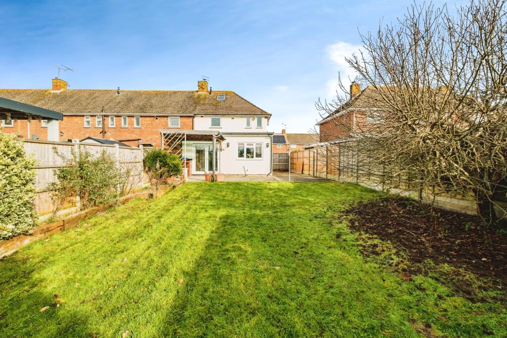 Additional property image - Clun Road, Littlehampton, BN17