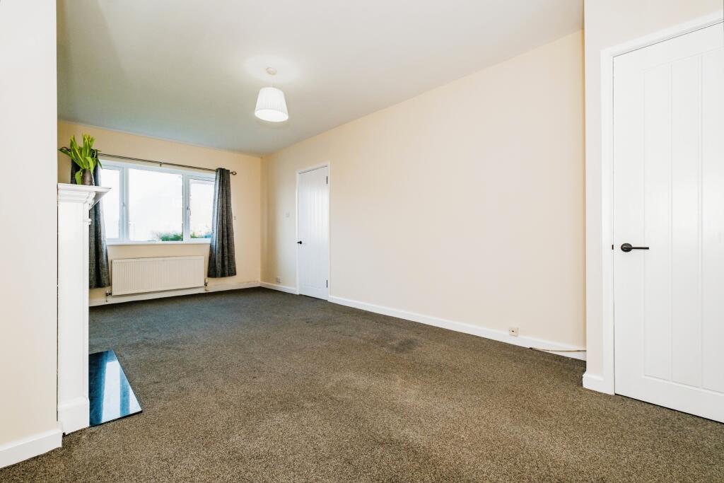 Additional property image - Clun Road, Littlehampton, BN17