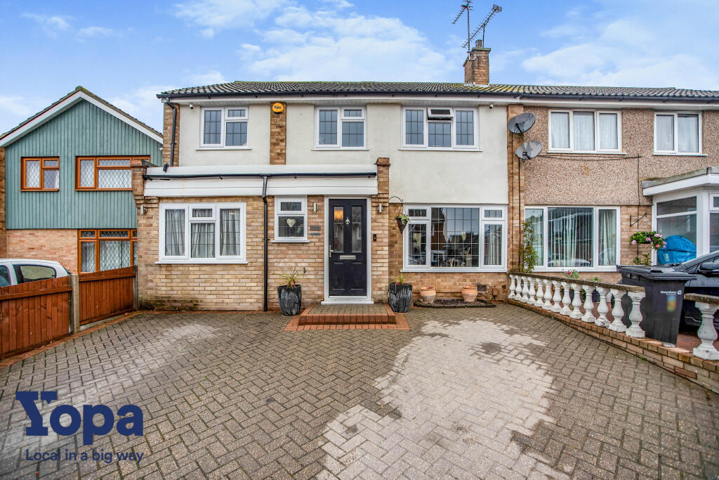 5 bedroom semi-detached house