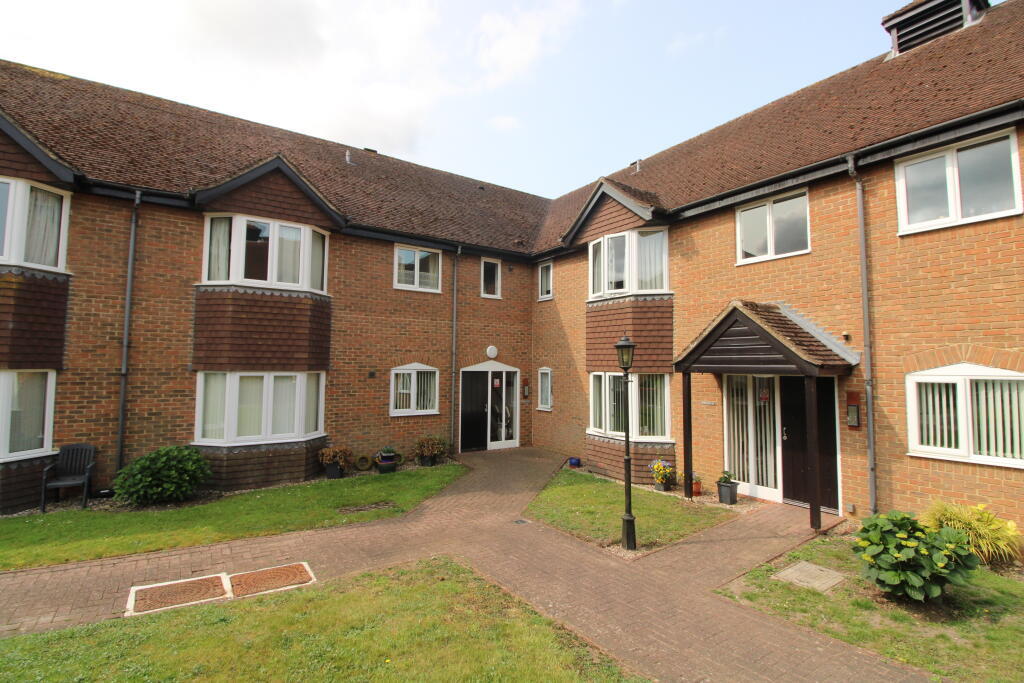 Main image of property: Ferndale Court, Thatcham, RG19