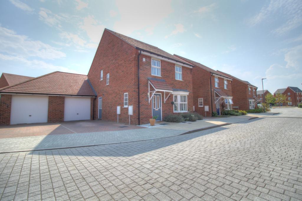 4 bedroom detached house for sale in Park View, Castle Hill, Ebbsfleet