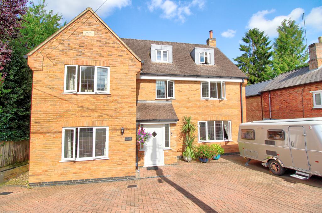 6 bedroom detached house for sale in High Street, Guilsborough, NN6