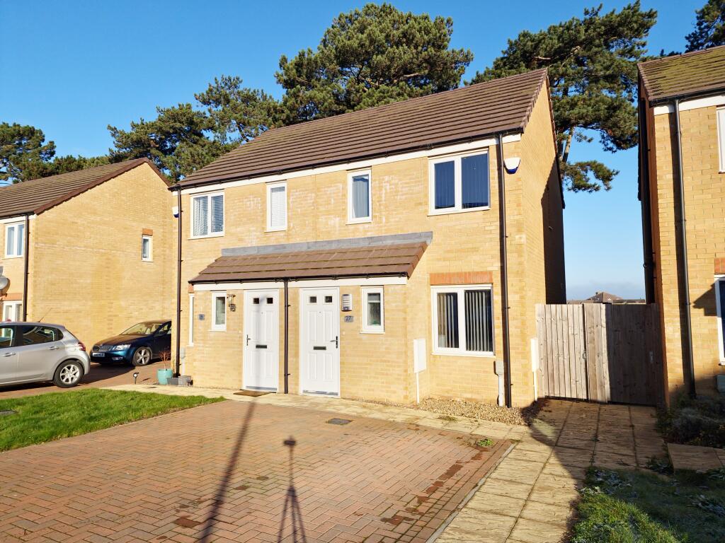 2 bedroom semidetached house for sale in Chancellor Court, Kingsthorpe
