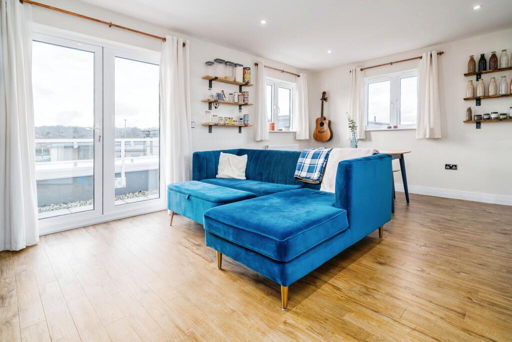 Additional property image - Bessemer Road, Welwyn Garden City, AL7