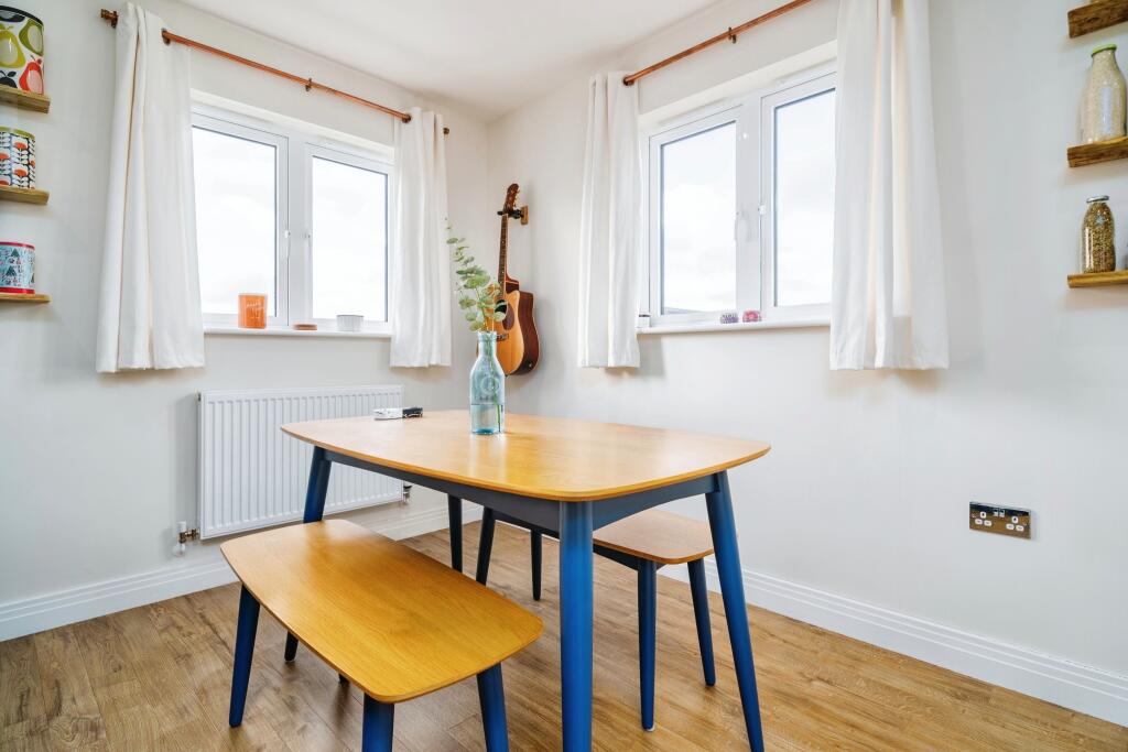 Additional property image - Bessemer Road, Welwyn Garden City, AL7