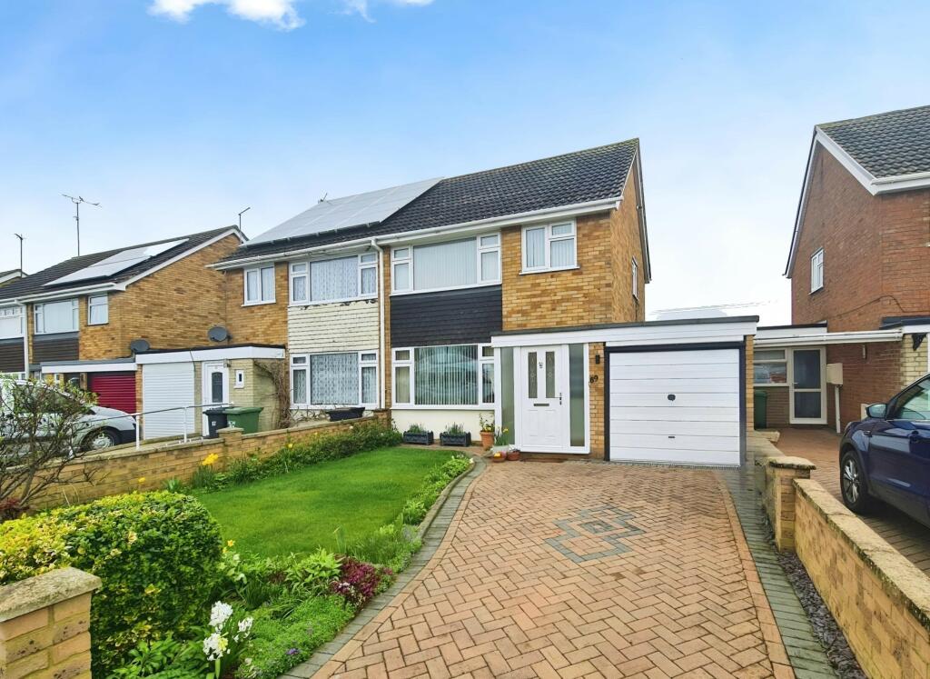 3 bedroom semidetached house for sale in Bradshaw Way, Irchester, NN29