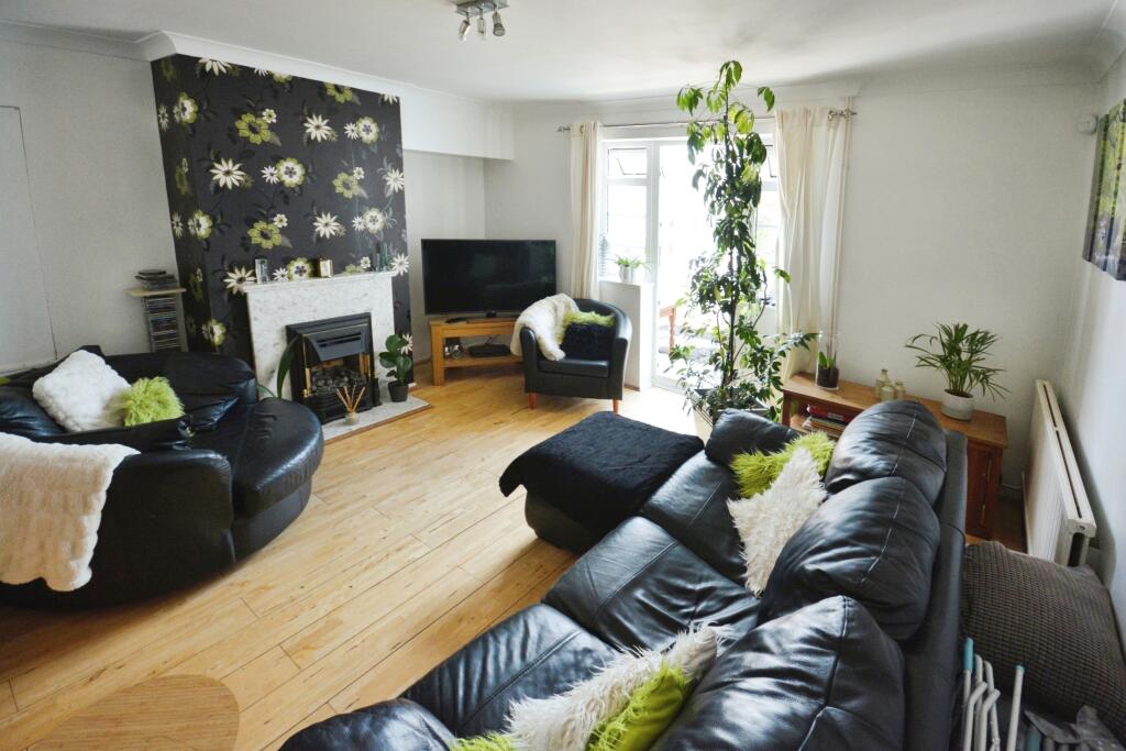 Additional property image - Raymonds Plain, Welwyn Garden City, AL7