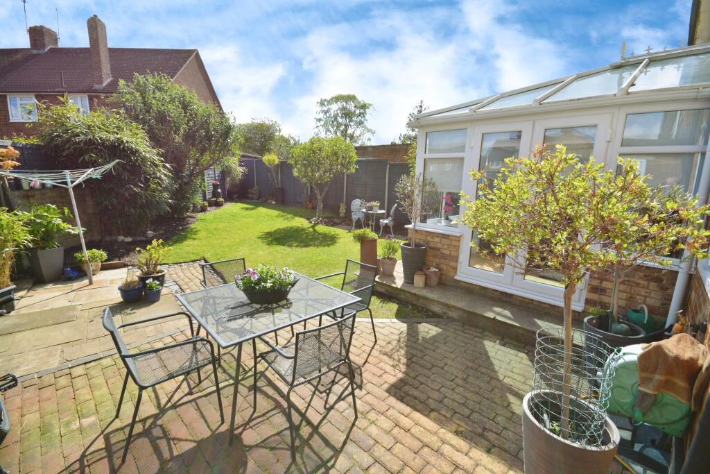 Additional property image - Raymonds Plain, Welwyn Garden City, AL7