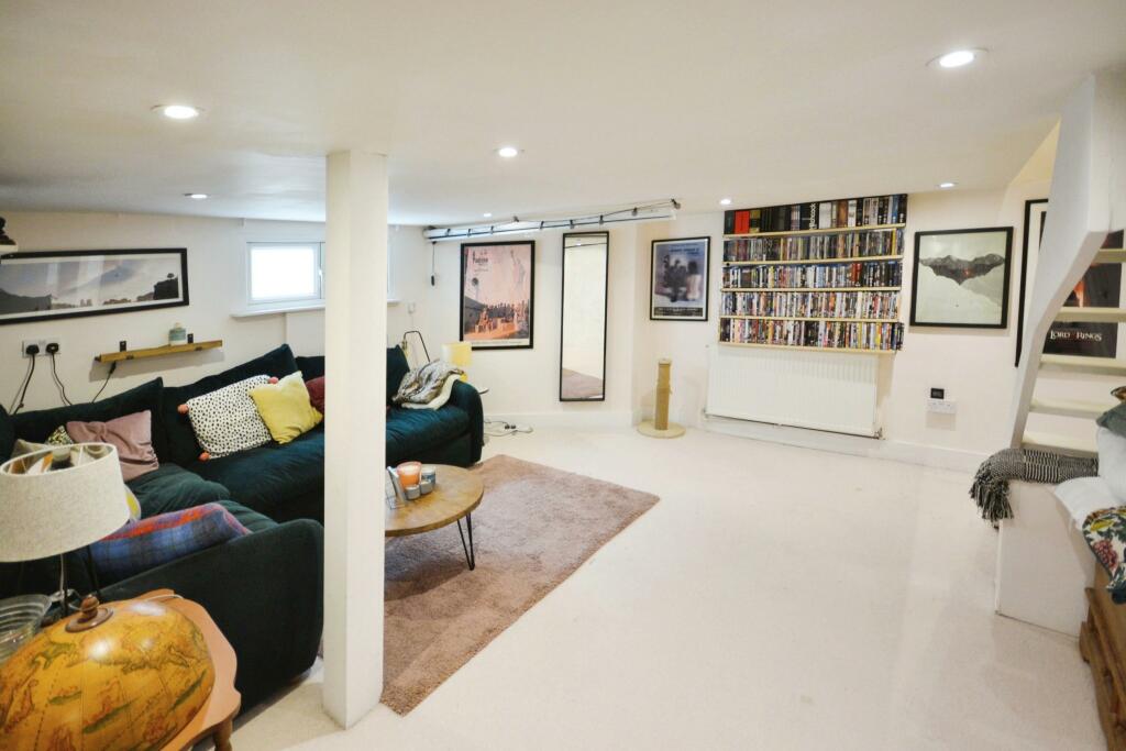 Additional property image - Bedford Road, St. Albans, AL1