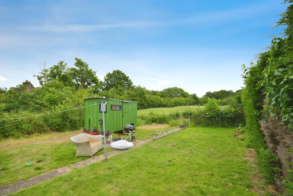 Additional property image - South Farm Cottages, Napsbury, St Albans, AL2