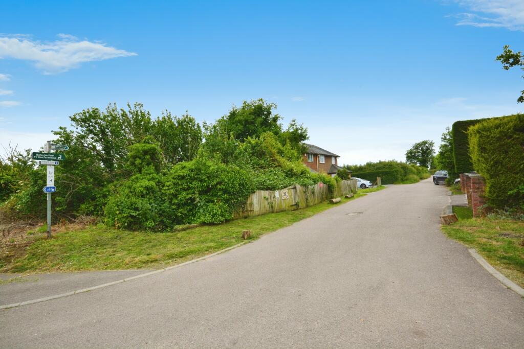 Additional property image - South Farm Cottages, Napsbury, St Albans, AL2