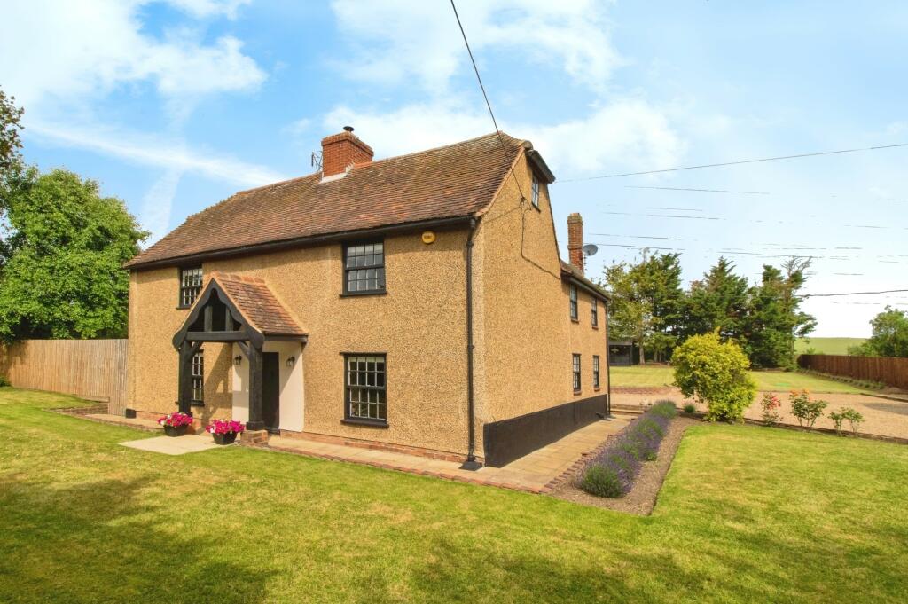 5 bedroom farm house for sale in Waltons Hall Road, Linford, SS17
