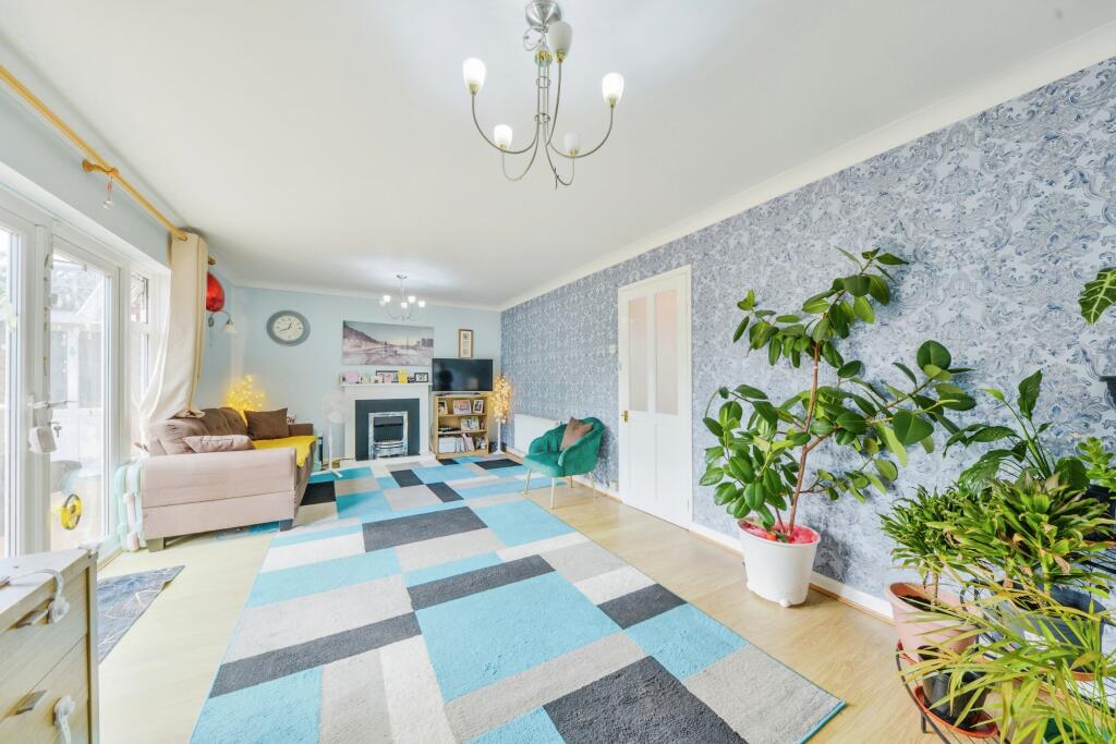 Additional property image - Wellands, Hatfield, AL10