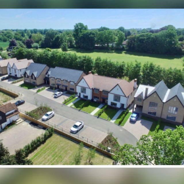 Additional property image - Chantry Gardens, Harlow, CM17