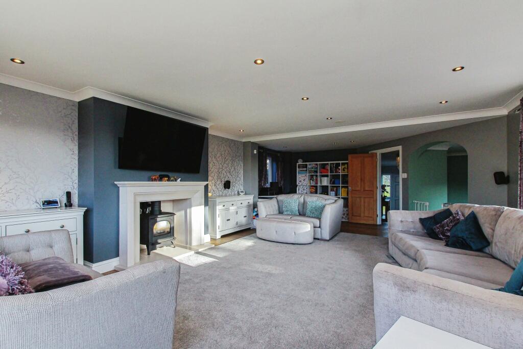 Additional property image - Lynn Rd, Chettisham, Ely, CB6