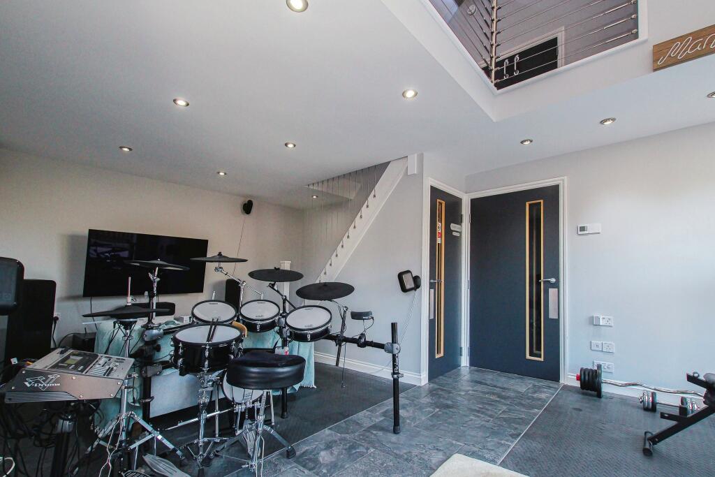 Additional property image - Lynn Rd, Chettisham, Ely, CB6