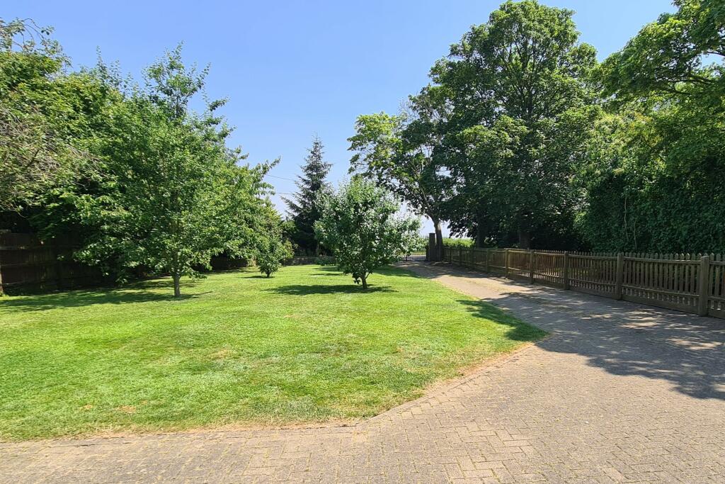 Additional property image - Lynn Rd, Chettisham, Ely, CB6