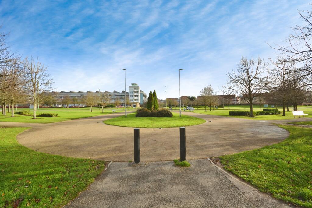 Additional property image - Mosquito Way, Hatfield, AL10