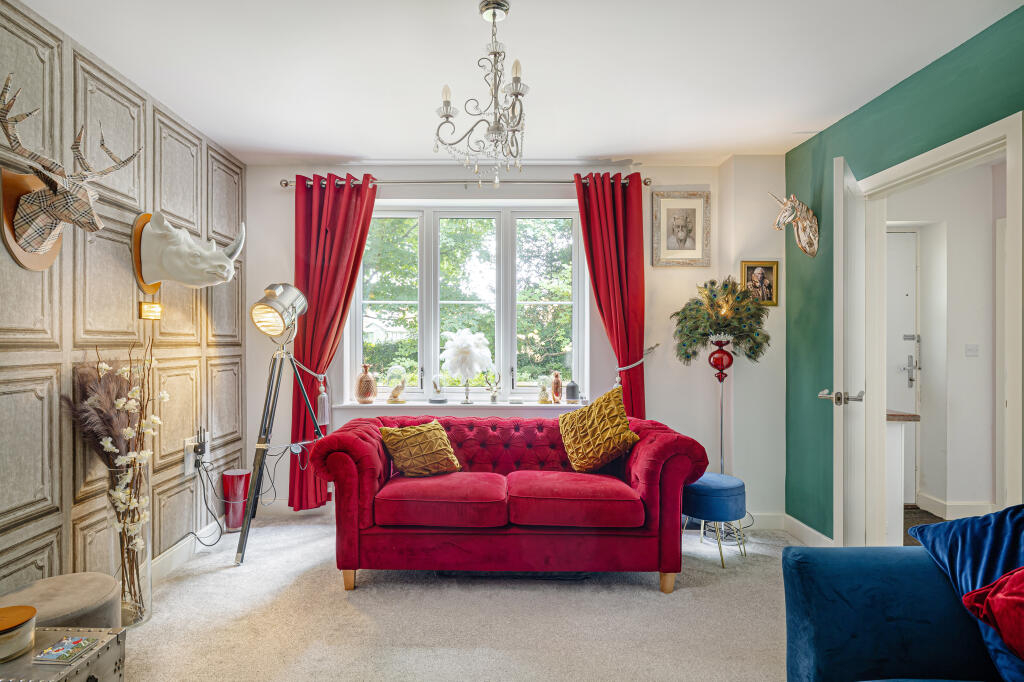 Additional property image - Nuthatch Place, Stansted, CM24