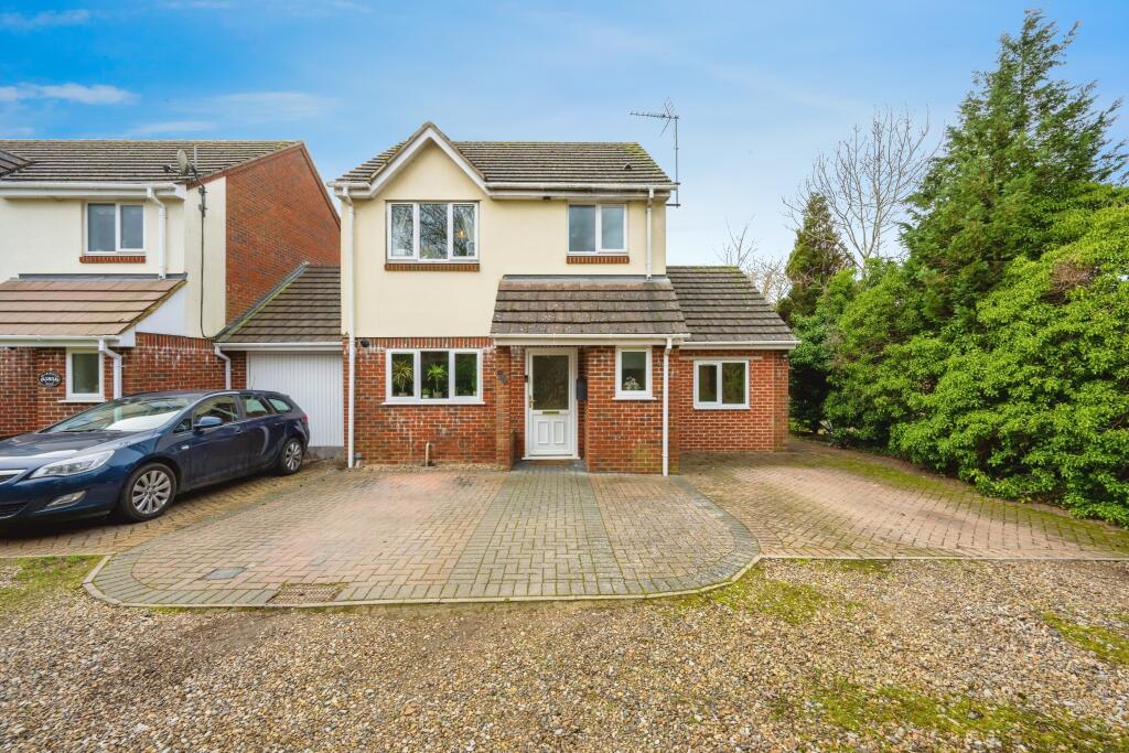 Main image of property: Bramingham Road, Luton, LU3