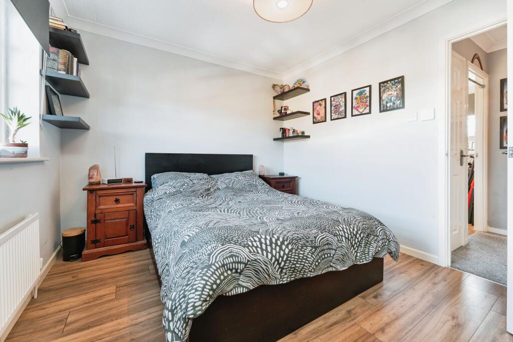 Additional property image - Horsham Close, Haverhill, CB9