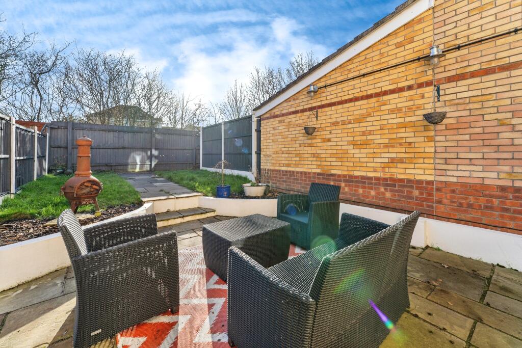 Additional property image - Horsham Close, Haverhill, CB9
