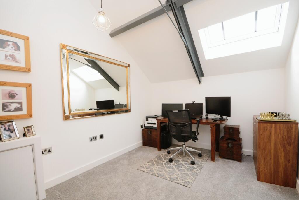 Additional property image - Great Warley Street, Brentwood, CM13