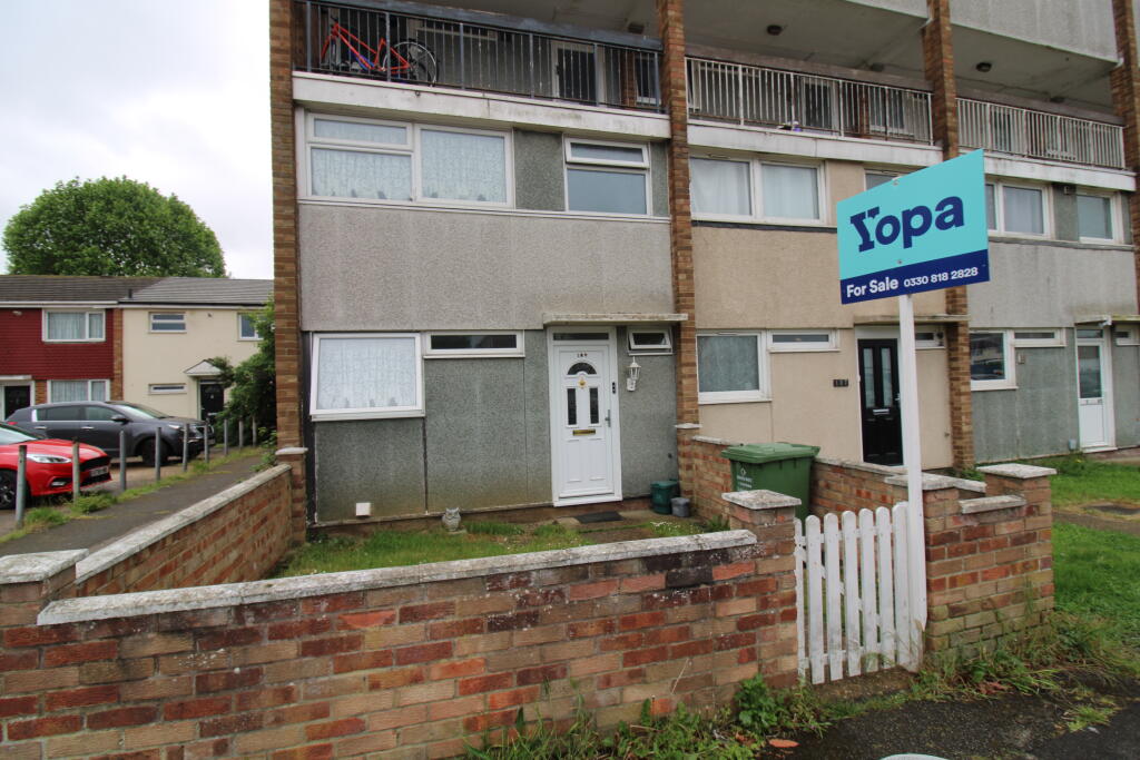 3 bedroom maisonette
