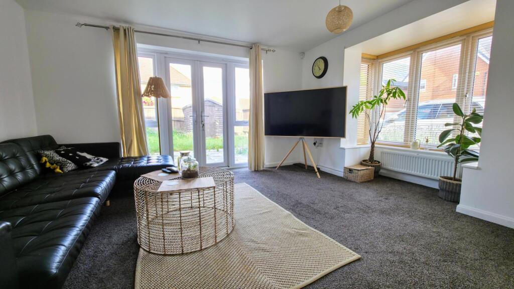 Main image of property: Gumley Close, Grays, RM20