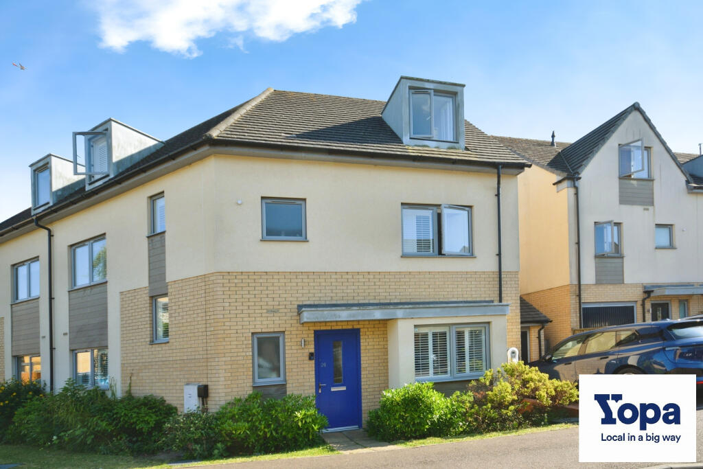 5 bedroom semi-detached house