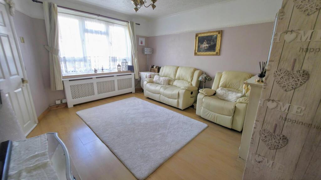 3 bedroom terraced house